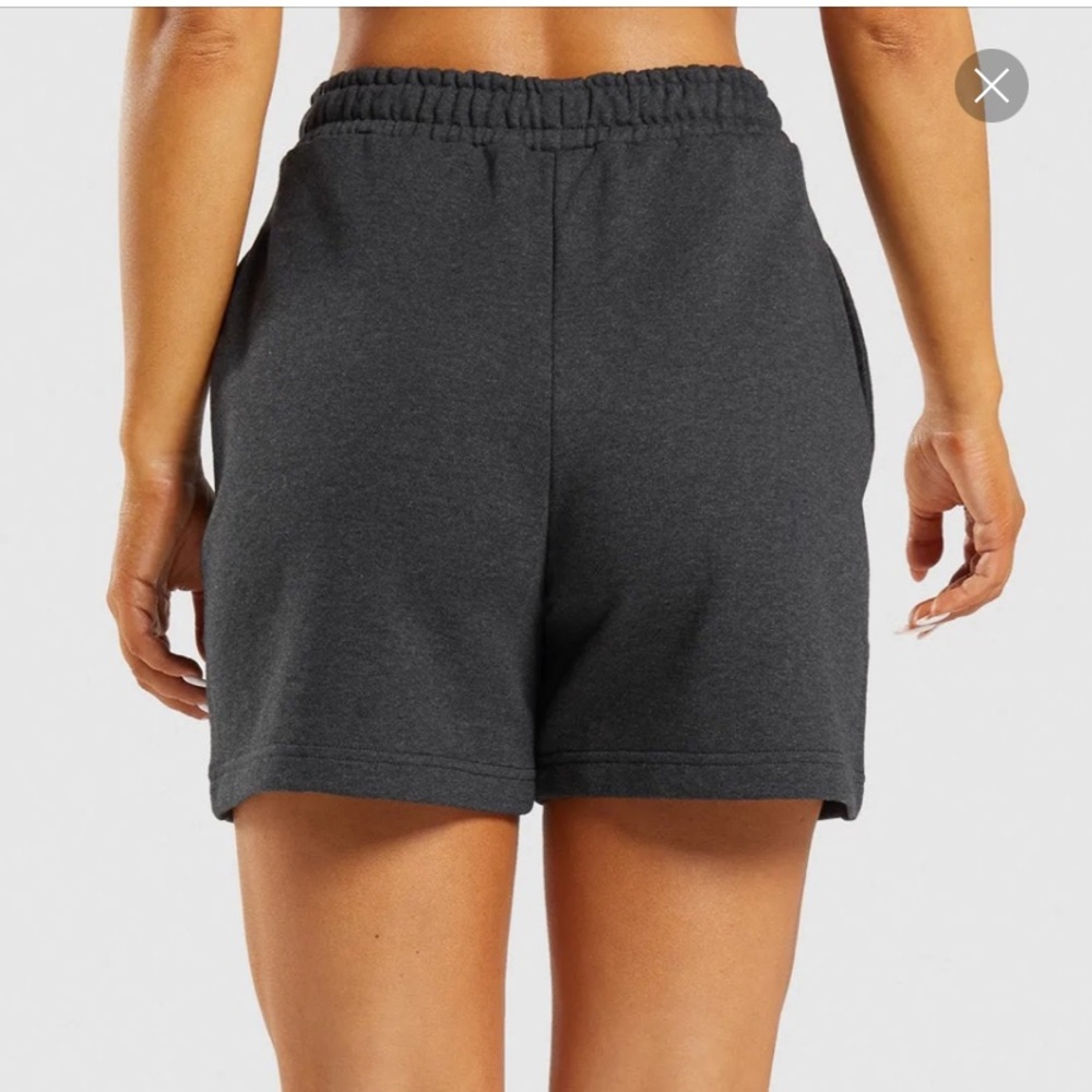 GYMSHARK REST DAY SWEATS SHORTS - Picture 7 of 9